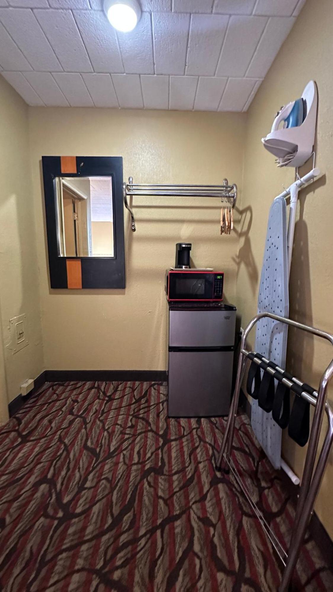 B'More Inn Motel Baltimore Exterior foto